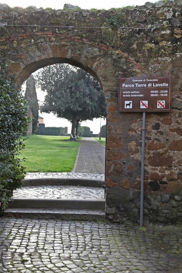 Casa Vacanze Nives Tuscania Exterior photo
